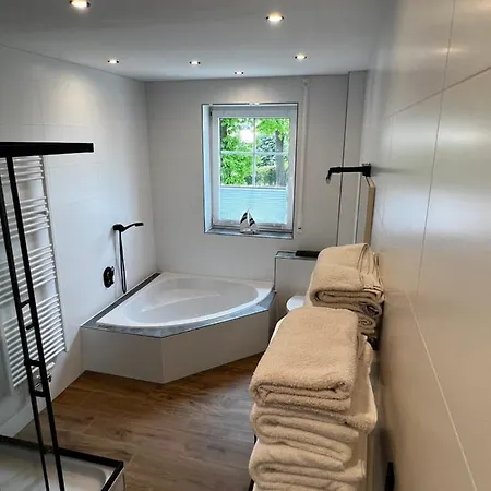 Zum Scheibe-see * הוירסוורדה